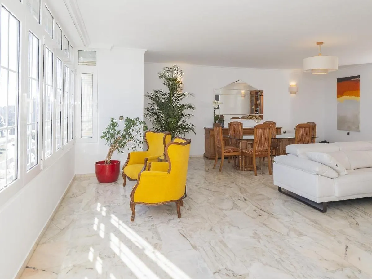 Cubo'S Apartamento Seaview Port & Free Parking Málaga Appartement